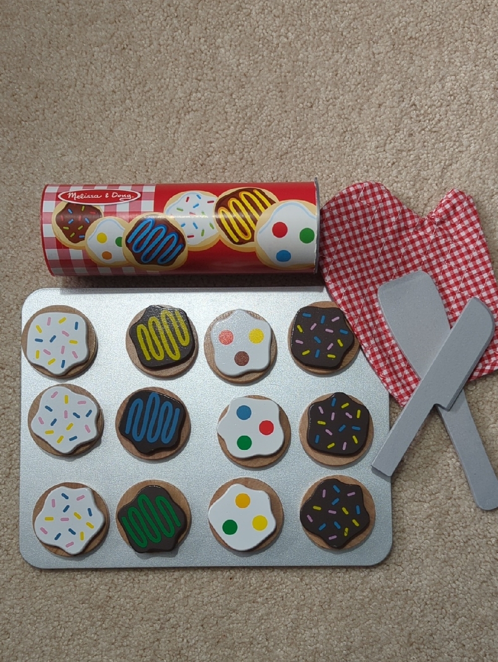 Melissa & Doug Wooden Cookie Baking Set - Red Gingham Oven Mitt